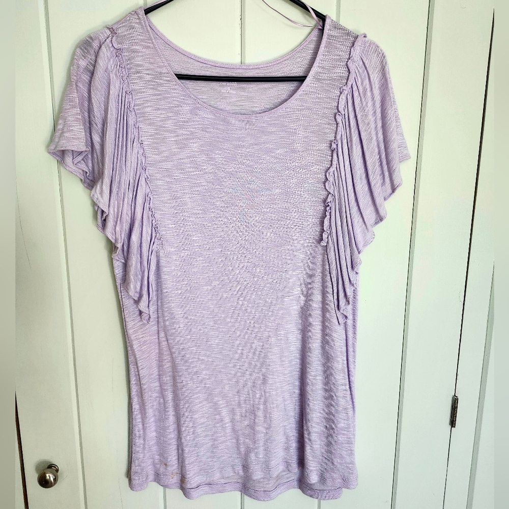 a.n.a | Lavendar Ruffle Sleeve Top
